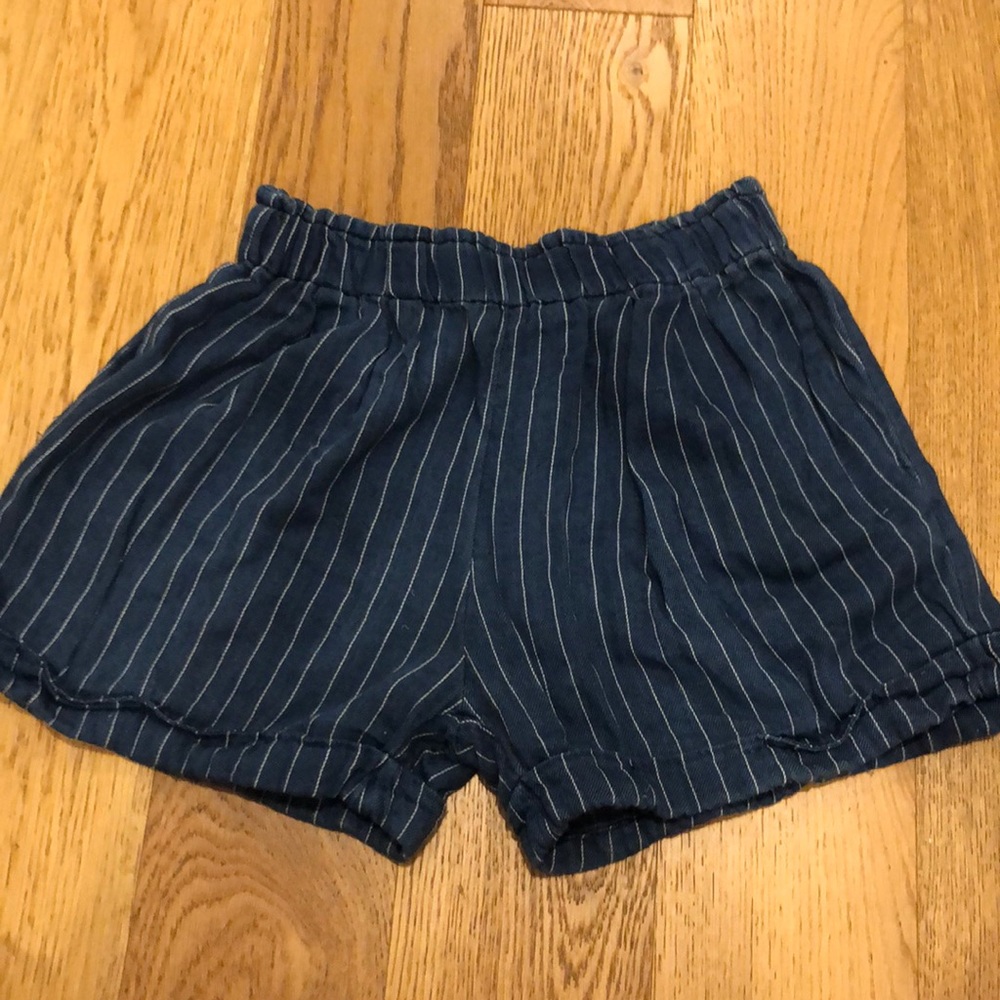 Pinstripe short